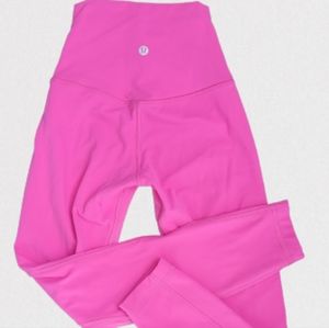 Lululemon sonic pink high rise double lined 21'' cropped leggings size 0